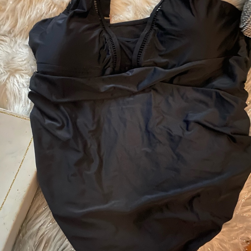 Black stretch plus size swim suit one piece